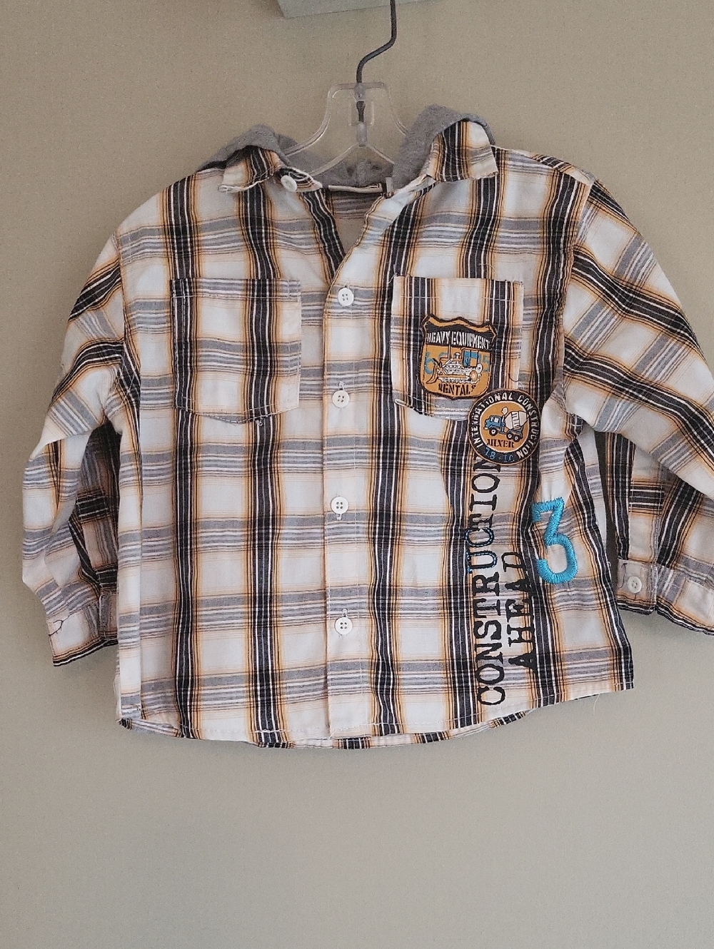 Plaid hooded button down cotton shirt